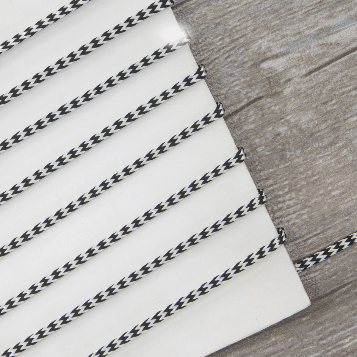 Хала хала хала. Фактура плетеной корзины. Плетеный шнур ygk super jigman x4 200 м. Плетеные ботинки из газетных трубочек. Плетёнка для спиннинга toex.