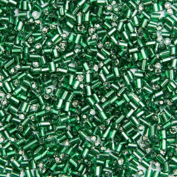 Рубка Astra&Craft 11/0 (2.1 мм), 150 г (10х15 г), цв. 27B зеленый/прозр.серебрист.центр(круг.отв.)