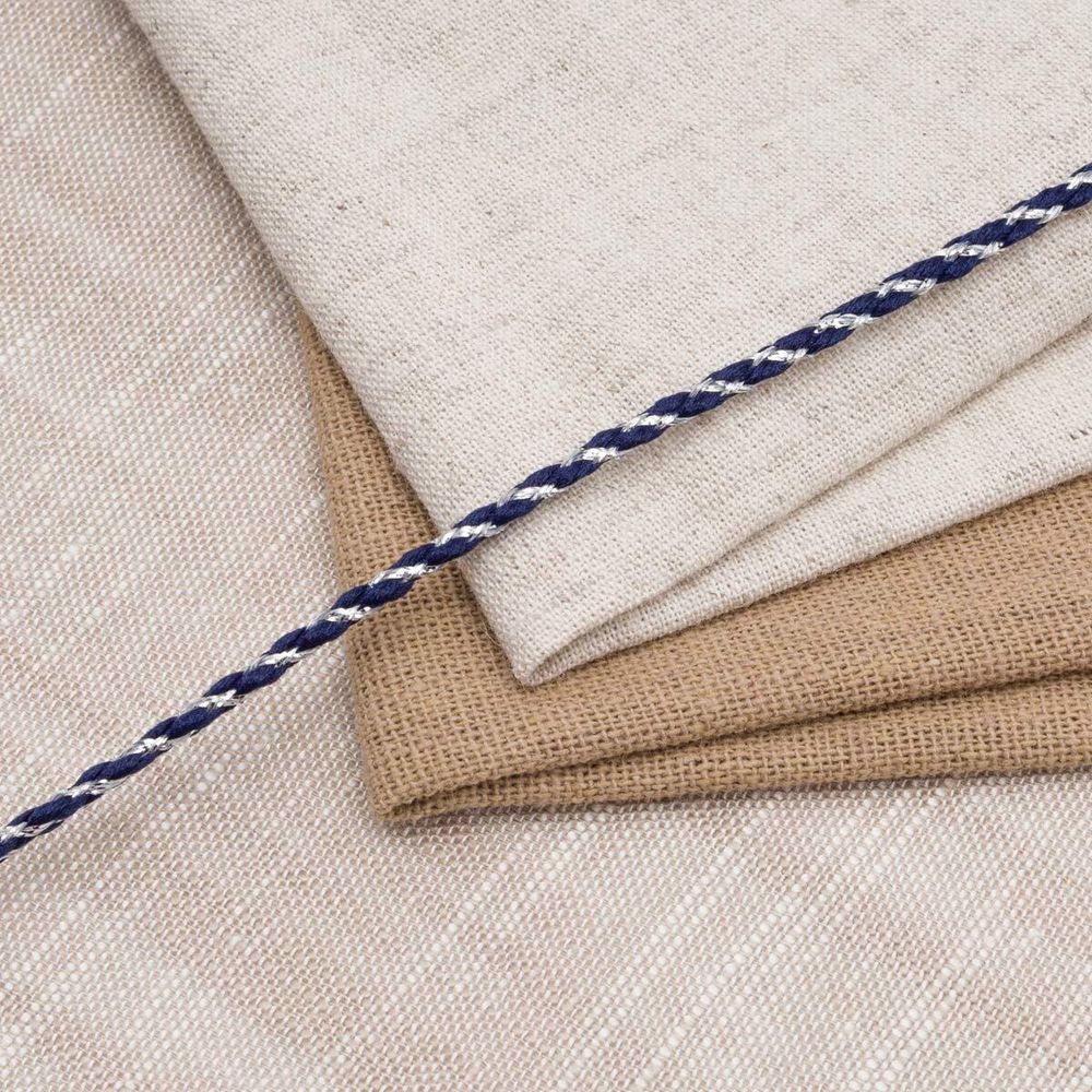 Шнур отделочный с метанитом ⌀3.0 мм / 20м (полиэстер 68%, метанит 32%), синий с серебром, Р2869