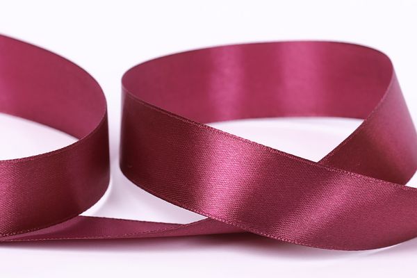 Лента атласная 1-сторонняя 25.0 мм / 33±2 метра, 135 бордовый, Gamma