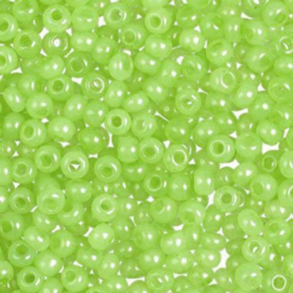 Бисер Preciosa алебастр окрашенный 10/0 (2.3 мм), круг.отв, 50 г, (02154)