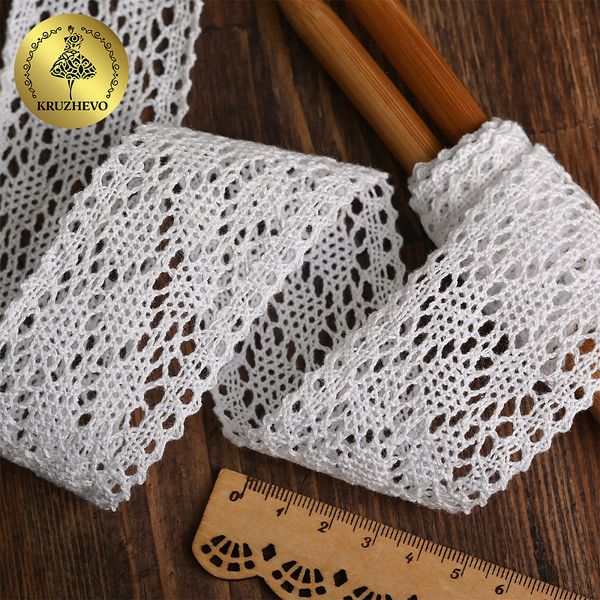 Кружево вязаное (тесьма) 40 мм, диз. 299, цв.02 белый, уп. 25 м, Kruzhevo