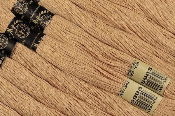 Мулине Ideal ТВ, 24 мотка по 8 метров, цв. 513