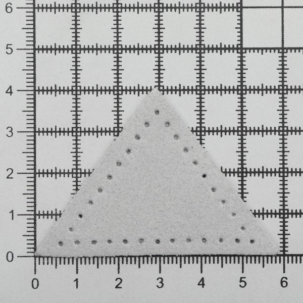 Заплатки пришивные из замши, треугольник равнобедр., стор.5см, с перфорацией, 2 шт, 100%кожа, 25 серо-белый, 59901