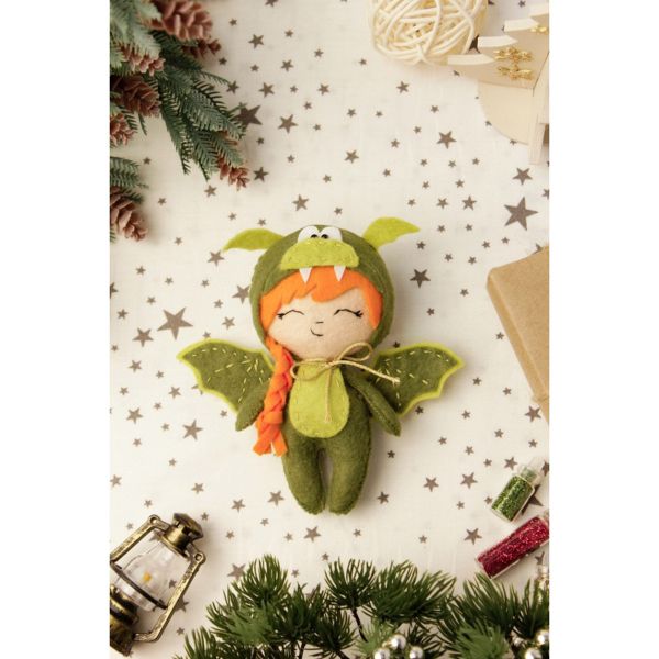 Набор для создания куклы из фетра Серия Зверята Девочка-дракончик, ЗВ-5