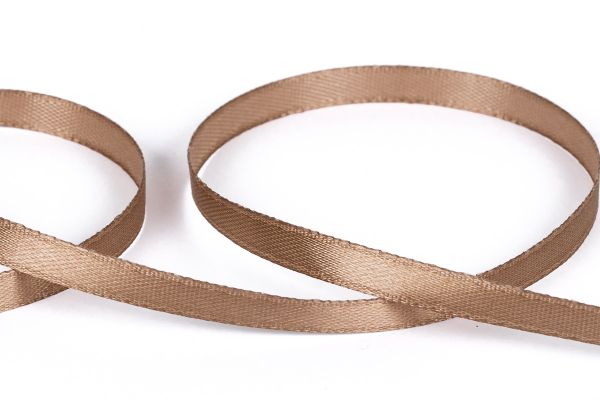 Лента атласная 1-сторонняя 6.0 мм / 33±2 метра, №528L(18-1019) коричневый, Gamma