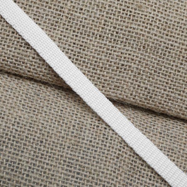 Стропа (ременная лента) 10 мм / 25 метров, толщ. 1.0 мм, [5.5 г/пог.м], 100% п/п, 1 белый