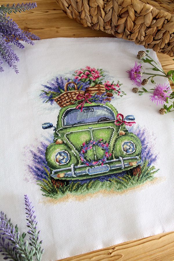 Набор для вышивания нитками МП Студия НВ-873, По цветущим полям, 27х24 см