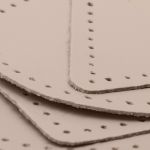 Набор заплаток пришивных из кожи, круг, квадрат, треугольник, овал 6см, с перфорацией, 4 шт (06 бежевый), 9723