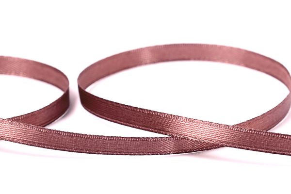 Лента атласная 1-сторонняя 6.0 мм / 33±2 метра, 147 грязно-розовый, Gamma