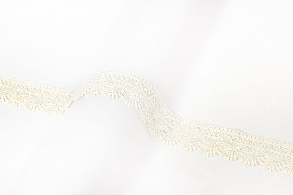 Кружево гипюр (плетёное) 41 мм / 8.8 м, кремовый, Gamma GGM-4101
