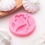 Молд 5,5х0,9 см, Цветок, лист и веточка