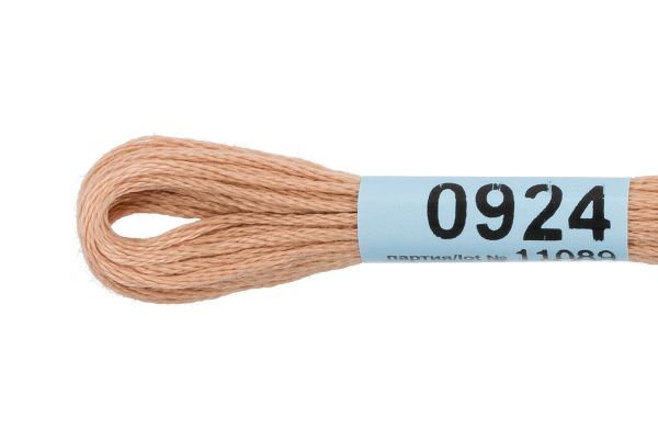 Мулине Gamma 100% хлопок, цв.0924 св.роз-бежевый, 24 мотка по 8 метров