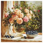 Набор для вышивания нитками Luca-S B719, Ваза с розами и черникой, 35х35см