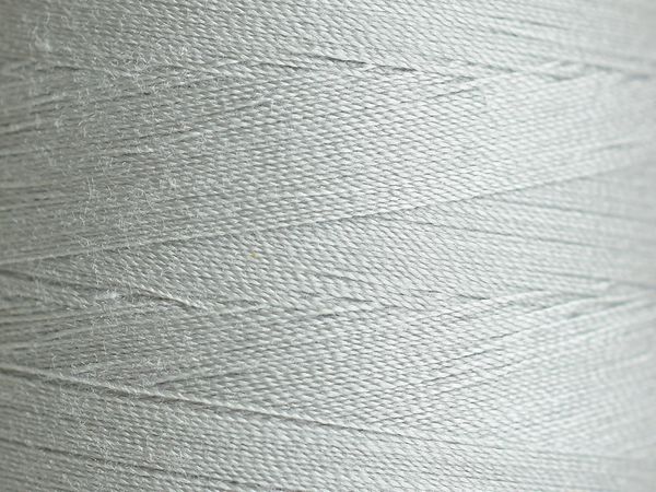 Нитки для машинной стежки Madeira Aeroquilt №40, 2750 м, цв. 8100, 9130B, 1 катушка