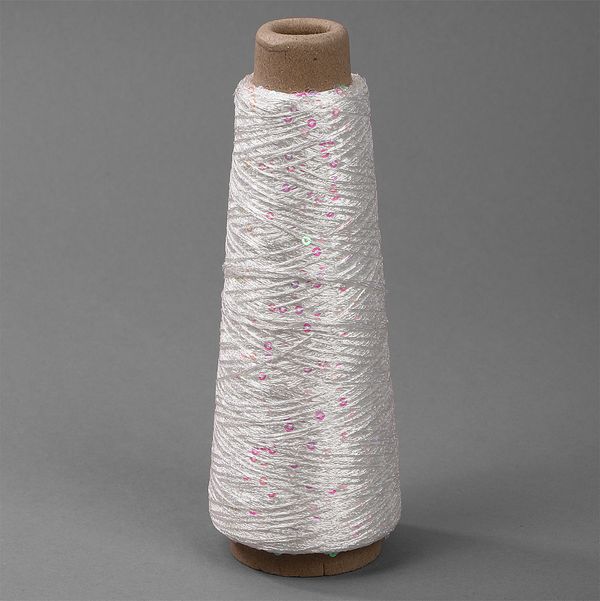 Пряжа для вязания Magic 4 Hobby с пайетками / уп.1 мот. по 100 г, 700м, цв.1