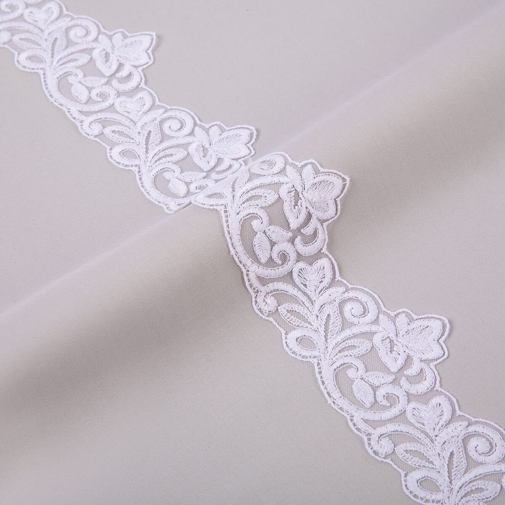 Кружево на сетке 63 мм / 10 м, белый, Gamma GKMB-6301M