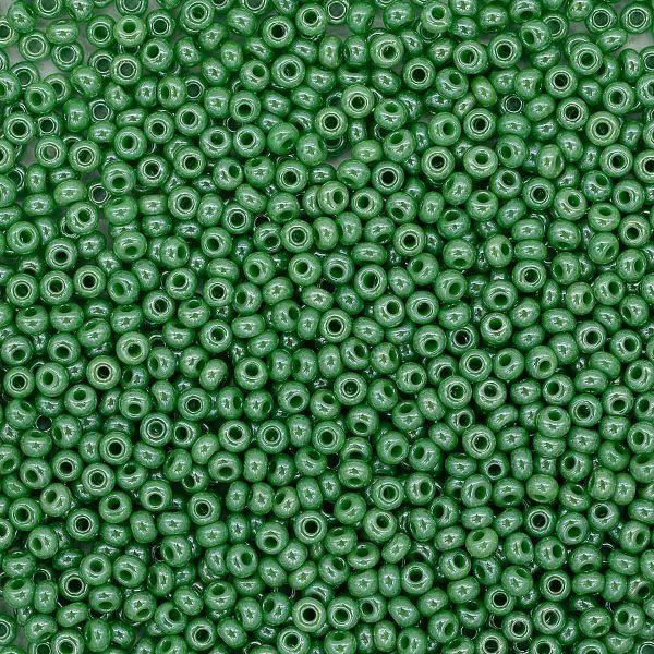 Бисер Preciosa непрозрачный с жемчужным покрытием 10/0 (2.3 мм), круг. отв, 20гр, уп.5 шт