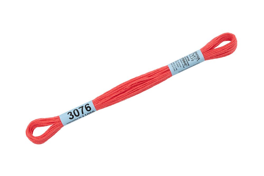 Мулине Gamma 100% хлопок, цв.3076 св.красный, 24 мотка по 8 метров