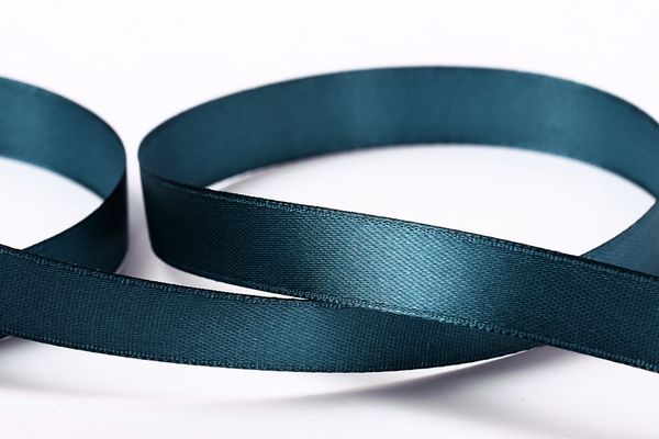 Лента атласная 1-сторонняя 12.0 мм / 33±2 метра, 107 т-зеленый, Gamma