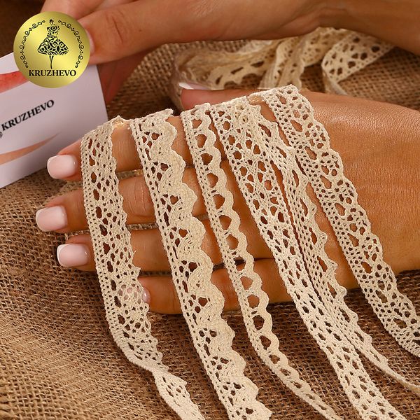 Набор вязаного кружева Kruzhevo №4 цв.молочный (6 дизайнов по 2м)