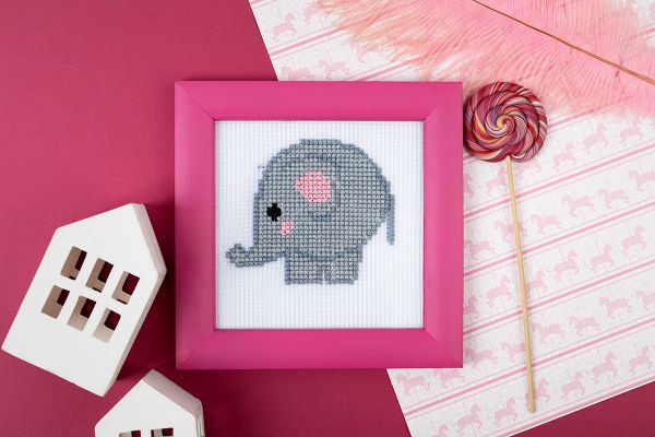 Набор для вышивания нитками Klart, Детские истории. Слонёнок, 11х12 см