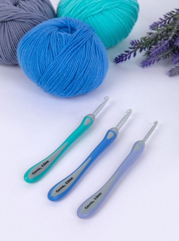 Крючок для вязания с прорезиненной ручкой ⌀4.0 мм, 14.5 см, алюминий c покрытием, Gamma RHT