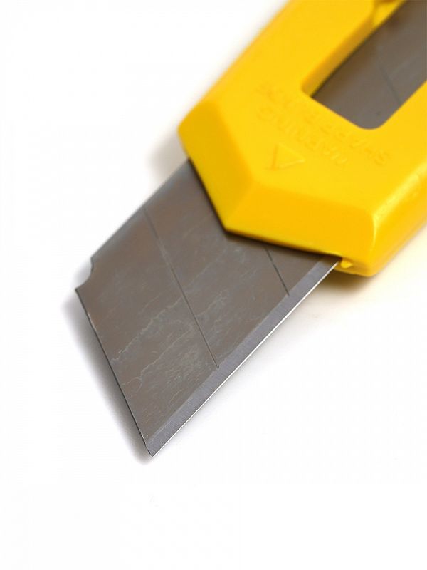 Нож канцелярский 18 мм, UN-18-1