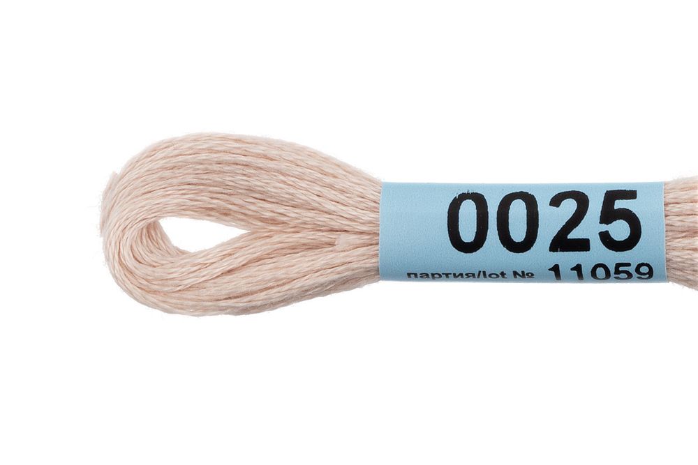 Мулине Gamma 100% хлопок, цв.0025 св.розовый, 24 мотка по 8 метров