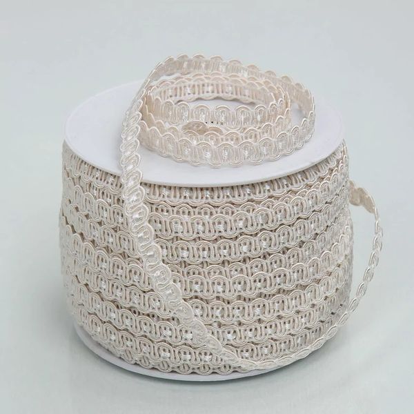 Тесьма отделочная 8мм / 40м (02 молочный), 07-8021