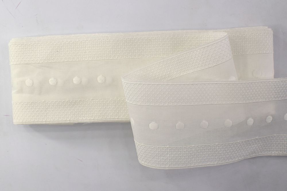 Кружево шитье (вышивка на батисте), прошва, 90 мм, цвет белый, 13,8 м /TOS/