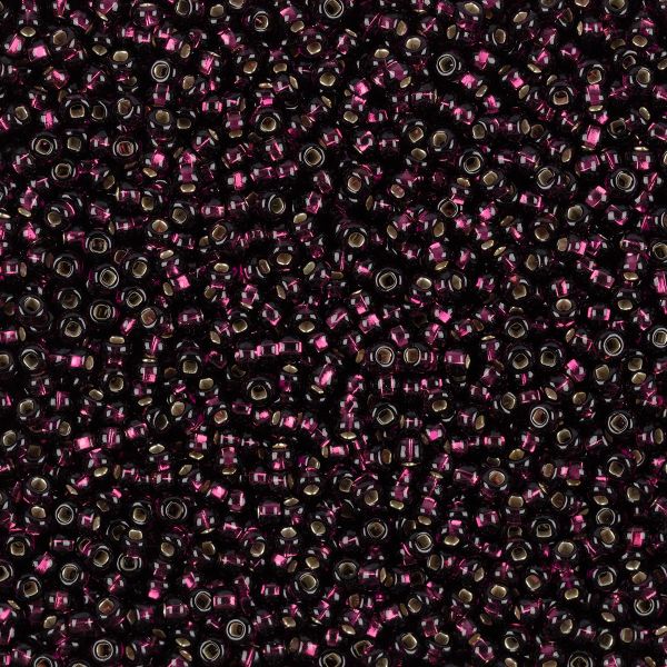 Бисер Preciosa 10/0 (2.3 мм), 50 г, 27080 т. сиреневый, 311-29001 (331-29001)