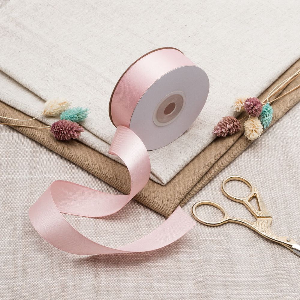 Лента атласная 1-сторонняя 25.0 мм / 22.86±1 метров, 034 пудровый, Globus