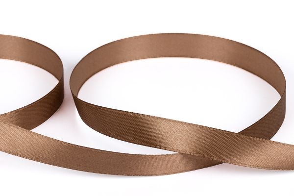 Лента атласная 1-сторонняя 12.0 мм / 33±2 метра, №528L(18-1019) коричневый, Gamma