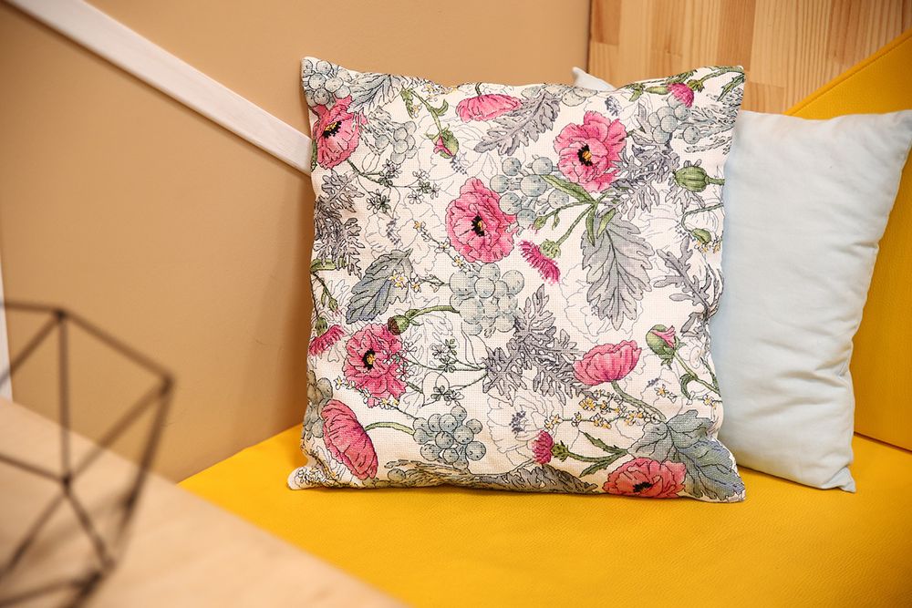 Набор для вышивания нитками Panna, Подушка. Маки, 40х39 см