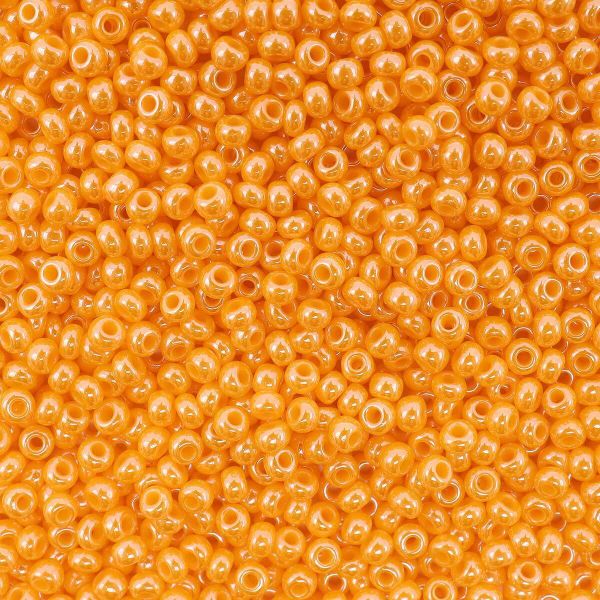 Бисер Preciosa 10/0 (2.3 мм), непрозрачный с жемчужным покрытием, круг.отв., 500 г, (98110) 331-19001-10/0