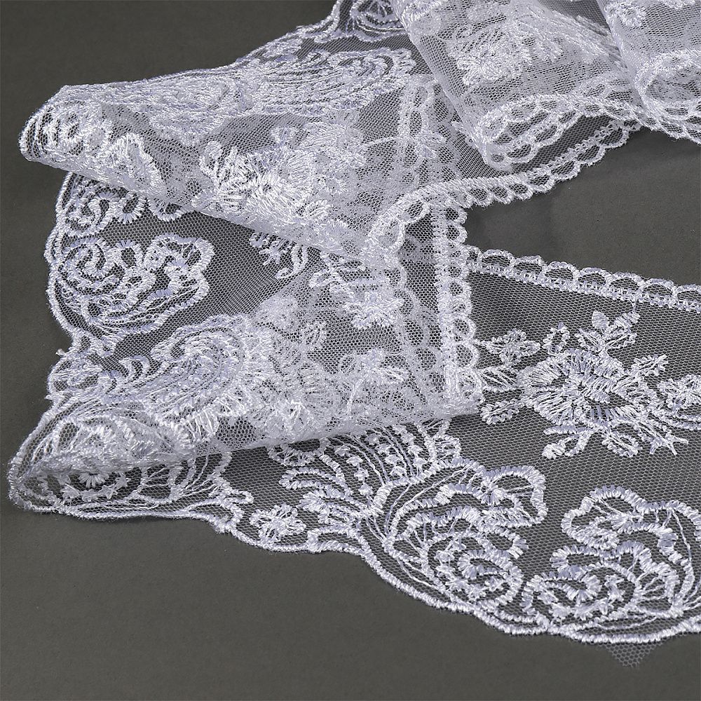 Кружево на сетке широкое 105 мм, цв.12 белый, уп.2,5м, Kruzhevo