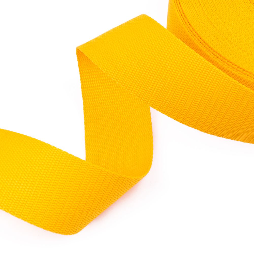 Стропа (ременная лента) 50 мм / 30 метров, толщ. 1.1 мм, [28 г/пог.м], 100% п/п, желтый, Gamma 3077