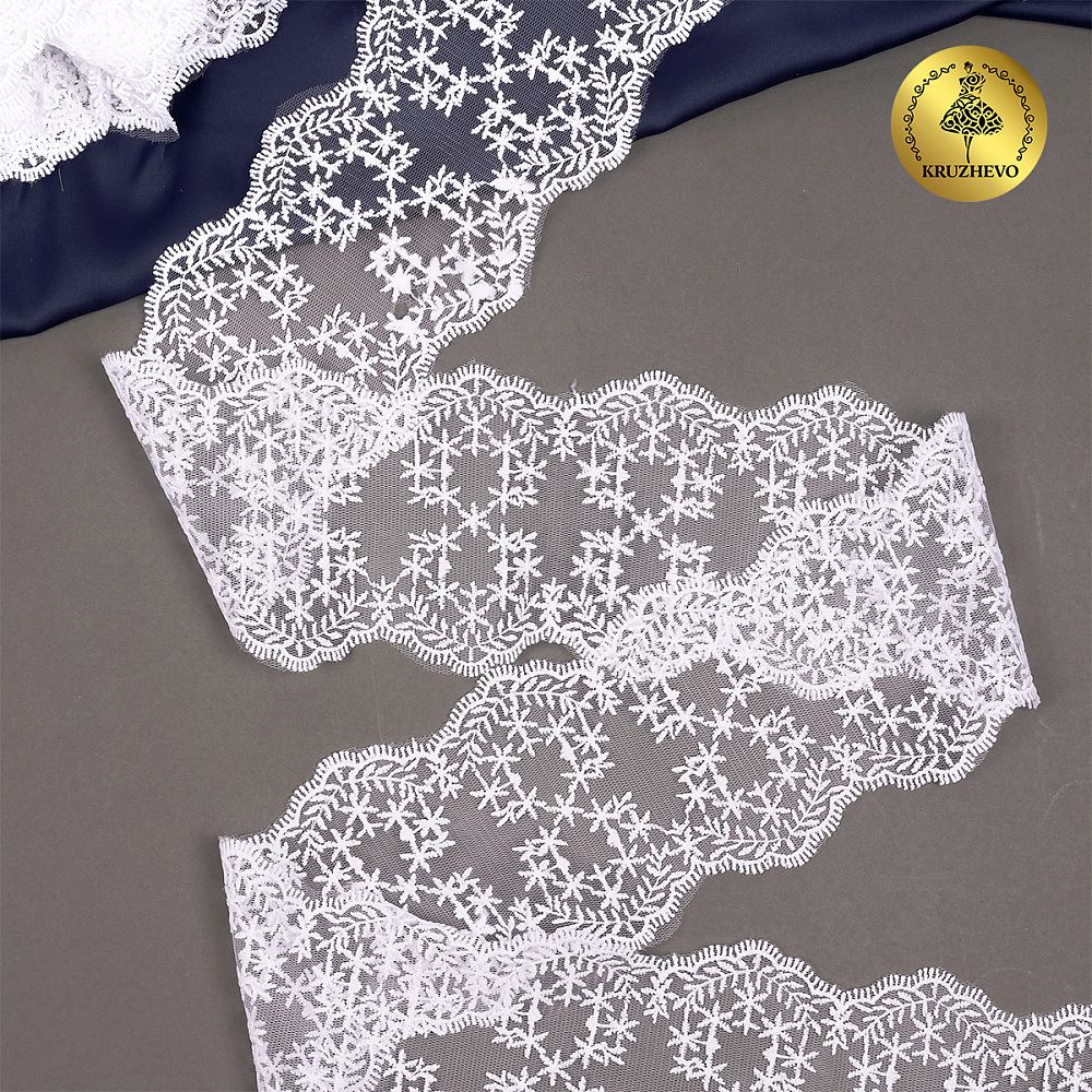 Кружево на сетке 90 мм, цв.01 белый, уп.13.7м