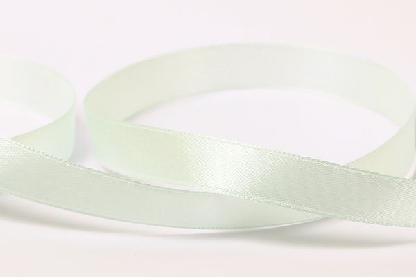 Лента атласная 1-сторонняя 12.0 мм / 33±2 метра, 013 св.салатовый, Gamma