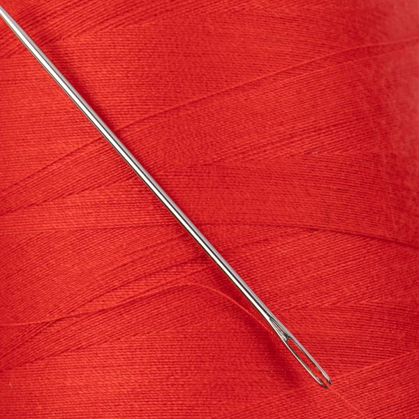 Нитки универсальные Nitka 40/2, 4570 м (5000 ярд) / 1 кат., 111 красный