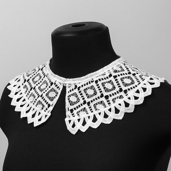 Накладной кружевной воротник 30х35 см, матовая нить Kruzhevo TBY.13/191, цв.белый уп.1шт