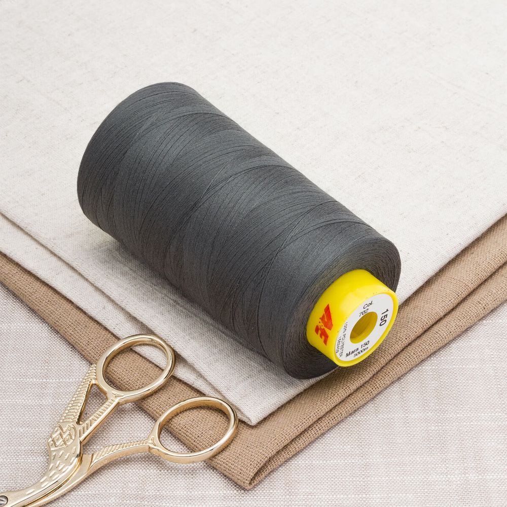 Нитка особо тонкая Gutermann Mara №150 (150/2), 5000 м, 713961, цв. 702 мышино-серый, 1 катушка