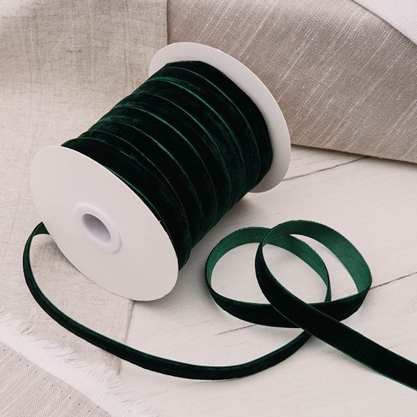 Лента бархатная (тесьма) 12.0 мм / 32.9±2 метров, 0081-1211, 165 темно-зеленый
