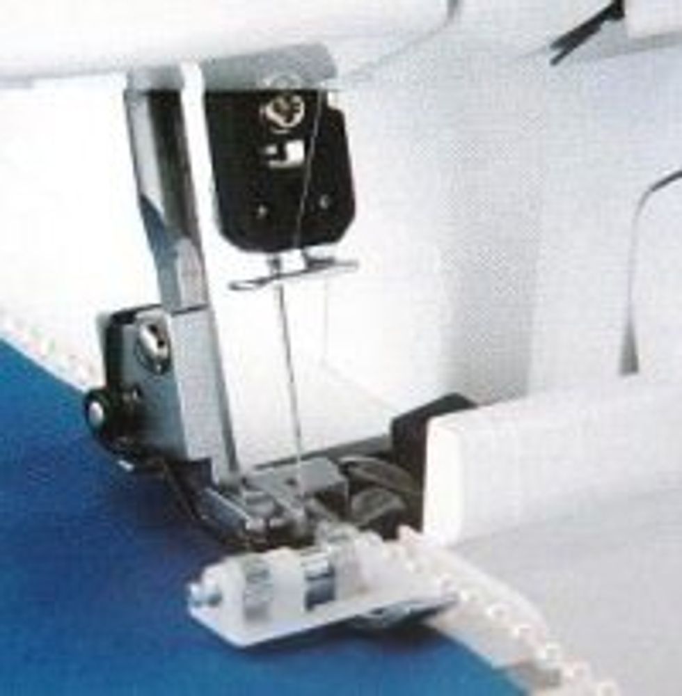 Лапка для оверлока для вшивания бисера SA211, XB3628001, Brother, 1 шт