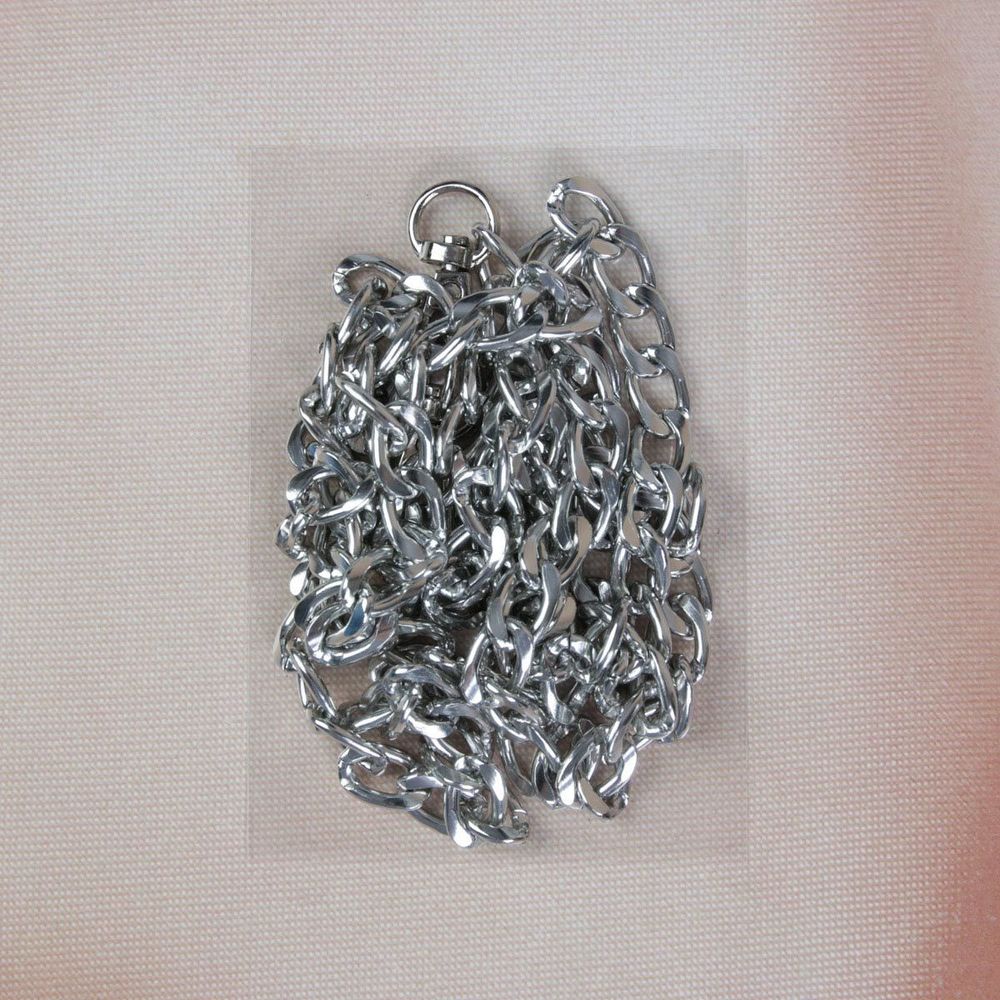 Цепочка для сумки с карабинами алюм 120см 9х14мм плоская серебряный