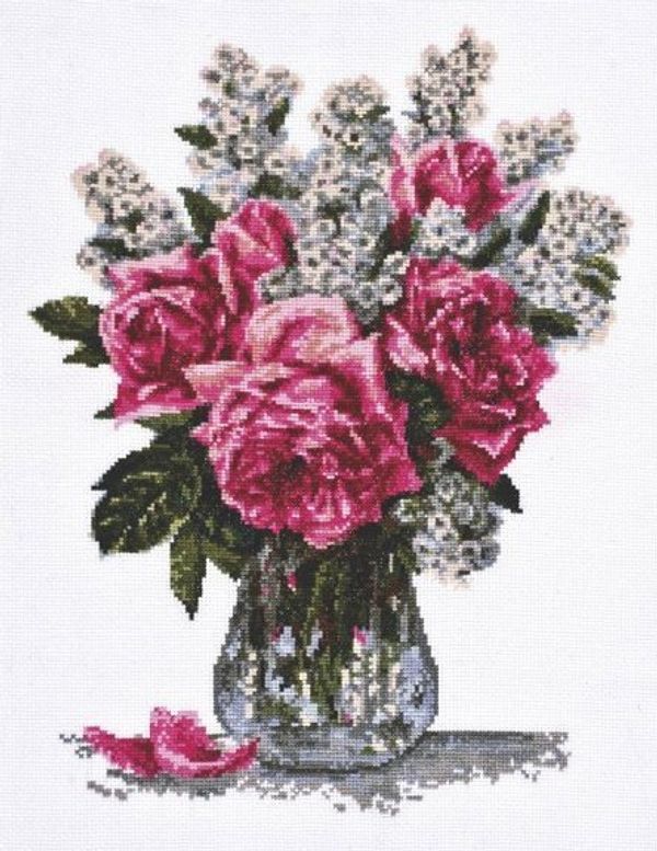 Набор для вышивания нитками Палитра, Розовый букет 25х33 см