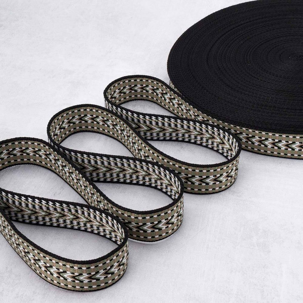 Стропа (ременная лента) 38 мм / 45.72 метра, [35.87 г/пог.м], с принтом, T0336 хаки/белый/черный, 3Al362