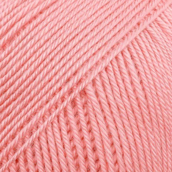 Пряжа Люблю вязать Зефир / уп.3 мот. по 100 г, 295 м, 155 розовый