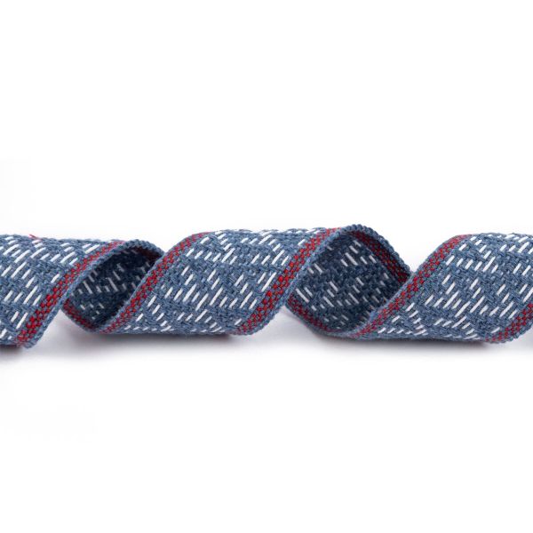 Лента (тесьма) жаккардовая 30.0 мм / 25±1 метров, Орнамент для северных народов, рис 9862 №2 джинс/бел/красный, Gamma C3881